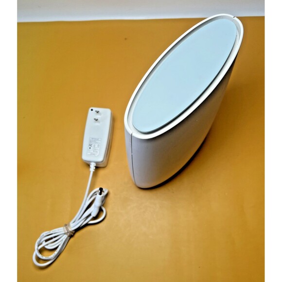 NETGEAR Orbi RBR50 Satellite Home Mesh WiFi Tri-band AC3000 - Picture 3 of 4